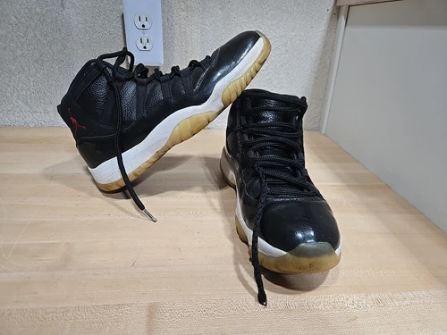 Air Jordan 11 Retro 72-10 2015 Mens Sz 11.5 Black Basketball Shoes