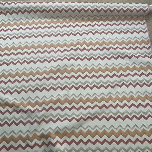 Bill Beaumont Zig Zag fabric Lovely floral Curtain Blind Cushion In Cherry 7mtr - Picture 3 of 5