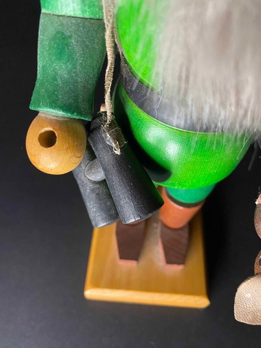 Vintage Holzkunst Christian Ulbricht West Germany Rabbit Hunter Nutcracker 11” - Picture 6 of 12
