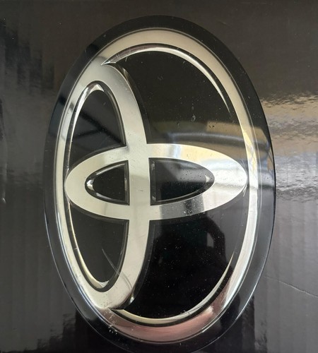 2016-2018 TOYOTA RAV4 HIGHLANDER 2016-19 EMBLEM FRONT GRILLE OEM MT23 - Bild 2 von 6