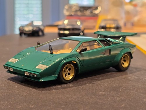 SCALEXTRIC Slot Car 1:32 LAMBORGHINI COUNTACH Verde VERDE DPR Luci NUOVO C4500 - Foto 3 di 10