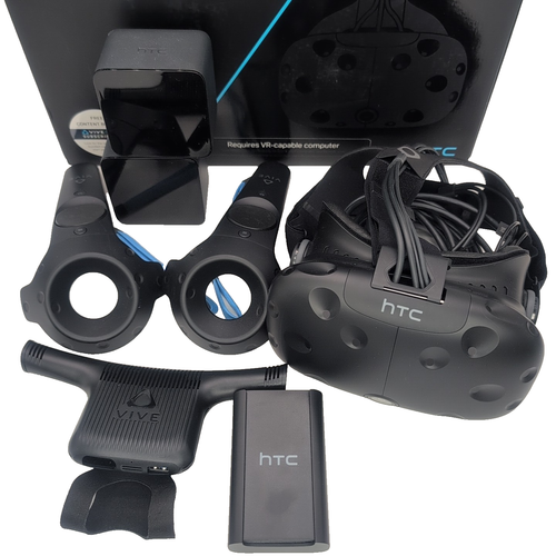 HTC America Vive VR System LEGGERE DESCRIZIONE INCLUSI ARTICOLI 99HALN062-00 - Foto 2 di 16