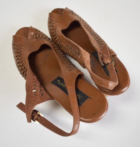 Vtg 70s/80s Sweet Steps Sz 6.5 Leather Woven Peep Toe Wedge Wood 3" Heel Sandal - Picture 6 of 11
