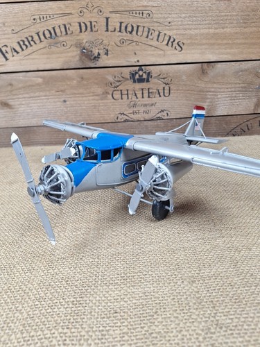 Decorative Tin Model Ford Tri-Motor Aircraft - Picture 4 of 16