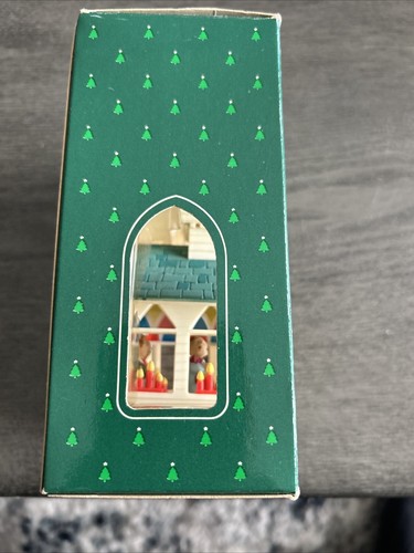 Vintage Hallmark Decorazione Natalizia Villaggio Chiesa -senza Luce- 1984 - Foto 5 di 6