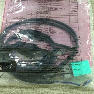 1PC NEW CP2E-17S5PC Proximity switch