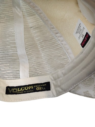 Volcom Hawaii HI Kaanapali Pkwy White Black Trucker Snapback Trucker Hat OSFM - Picture 6 of 6