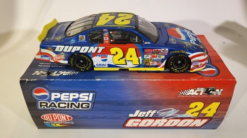 Jeff Gordon #24 DuPont Pepsi Racing Talladega 2002 Montecarlo 1:24 Stock Car - Imagen 3 de 8