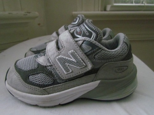 NEW BALANCE 990v6 GRAY BOY'S ATHLETIC SHOES SIZE 9.5M