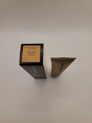 BAREMINERALS NIB *Medium Suede* Complexion Rescue Brightening Concealer - Picture 2 of 2