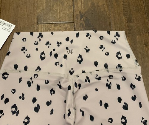 $65 SAGE Colectivo Diamante Guepardo Cintura Alta Yoga S M L Negro Beige - Imagen 4 de 12
