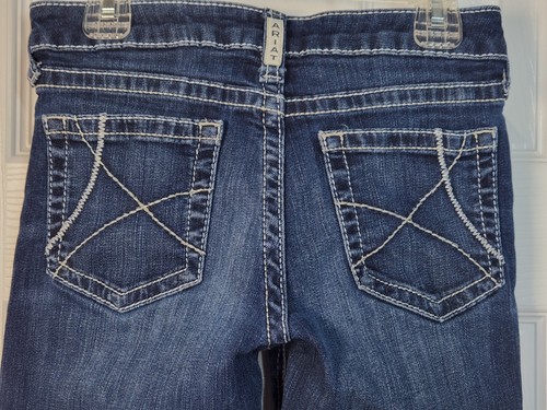 Ariat REAL Mädchen 12 Hosen Mid Rise Stretch Ella Wide Leg Jeans Dark Wash Naomi - Bild 6 von 8