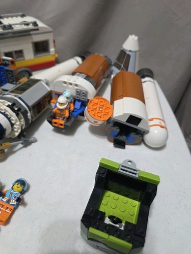 Lego Fahrzeug + Personen gemischt (nicht vollständig) - Bild 6 von 7