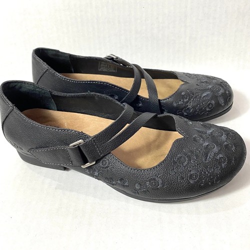 TAOS Wish Mary Jane Flats Embroidered Black Leather Floral Women Size 6.5 US - Picture 9 of 18