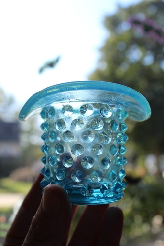 Fenton Blue Opalescent Hobnail Blown Glass Top Hat & Individual Creamer - Picture 11 of 22