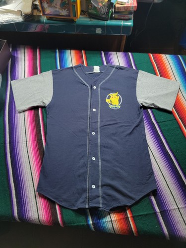 Vintage Pokemon Pikachu 2000 Nintendo Basketball T-Shirt Size Youth XL - Picture 1 of 10