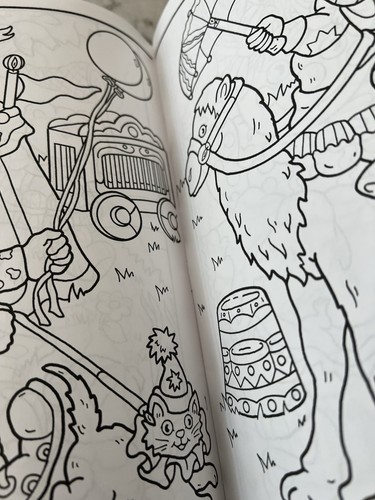 Hidden Picture Alphabet Coloring Book 1992 Dover Paperback by Anna Pomaska - Bild 8 von 10