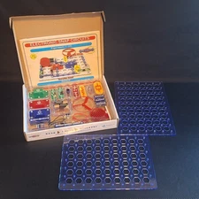 ELENCO Snap Circuits Junior Jr. Electronics Building Kit SC-100, 101 Proj, READ
