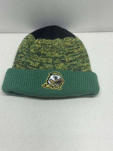 Men's Top of the World Green Oregon Ducks Dash Cuffed Knit Bennie
