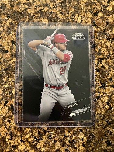 2021 Topps Chrome Black #70 Mike Trout Base - Picture 1 of 2