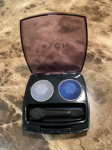 New Avon MEGA IMPACT Eyeshadow U602 Ombré Blue Wattage - Picture 2 of 3