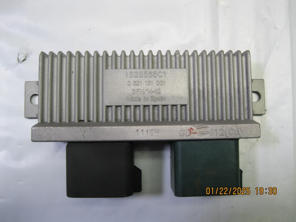 Diesel Glow Plug Controller Cardone 73-72000 Reman Foto 2 de 4
