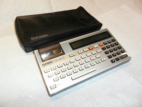 Casio Personal Computer PB-300 sehr selten Top Zustand und getestet  - Bild 1 von 12