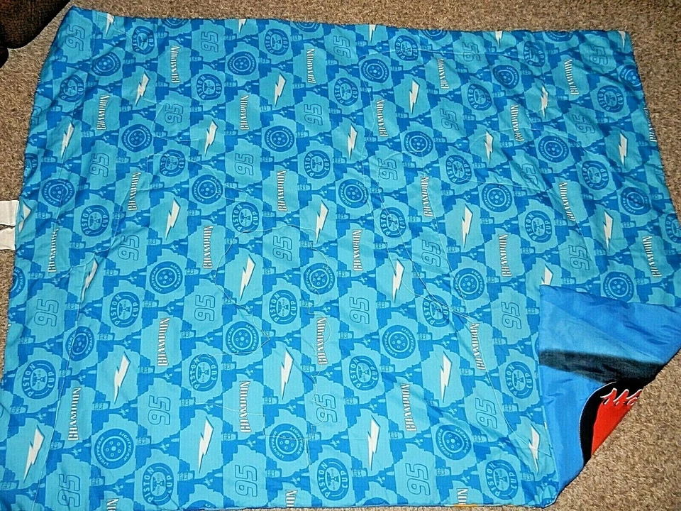 Manta edredón cama microfibra taza pistón coche Disney vintage 42x57 5J Foto 4 de 4