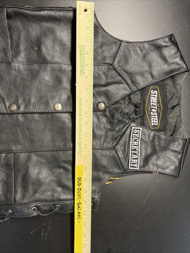 Street and Steel Leather Motorcycle Riding Vest Woman’s Medium Patched. C9 - Picture 10 of 18