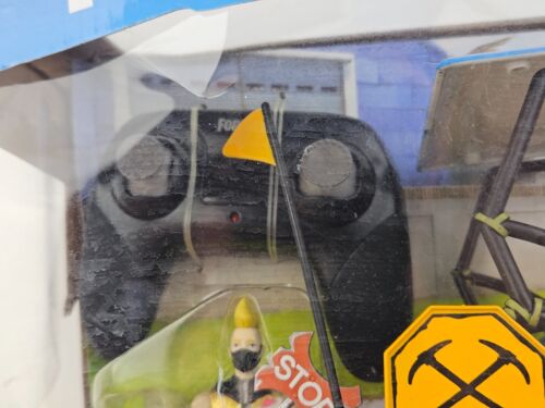 Fortnite FNT0118 ATK (RC) Vehicle with Figure damaged box fully working htf 2019 - Picture 11 of 24