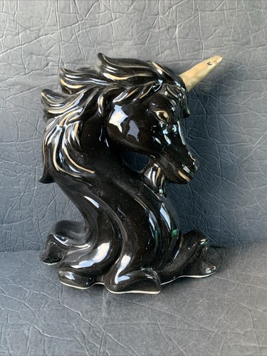Unicorn Figurine - Picture 4 of 5