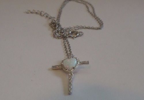 925 STERLING SILVER CROSS W/ HEART NECKLACE PENDANT W/ .50 CT LAB STONES / OPAL - Picture 6 of 6