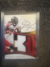 2017 Immaculate Football Devonta Freeman Patch Auto 35/49