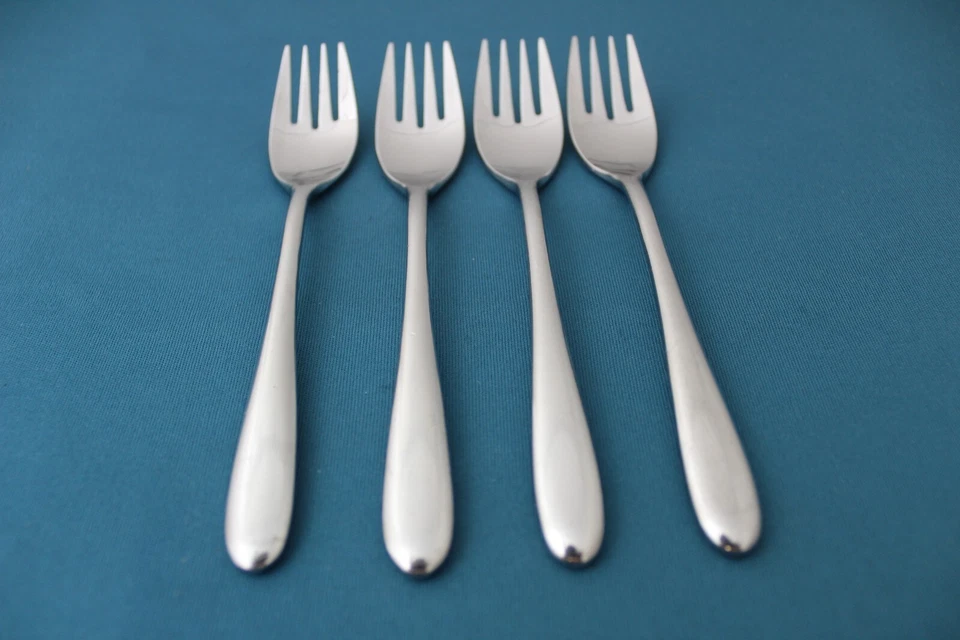 4 garfos para salada Washington Forge TEARDROP aço inoxidável Coreia 6 3/8" - Imagem 2 de 4