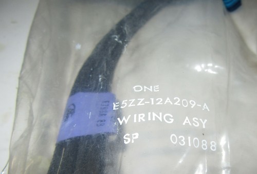 1983-1995 Ford Mustang Mercury Capri NOS EEC-IV IGNITION MODULE WIRING CONNECTOR - Picture 2 of 4