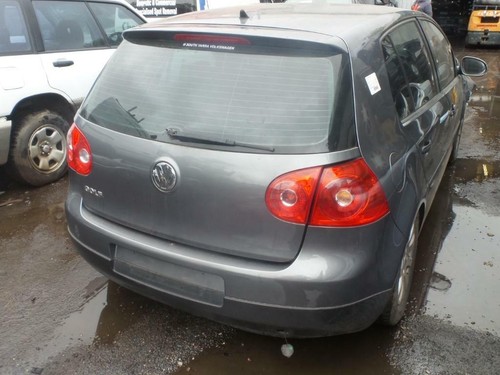 VOLKSWAGEN GOLF CENTRE CONSOL GEN 5 07/04-02/09 04 05 06 07 08 09 - Picture 5 of 6