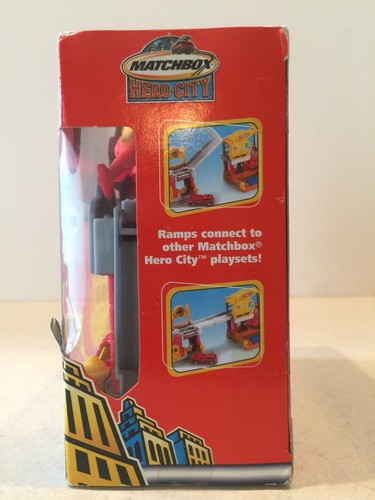 Matchbox Hero City Sky Patrol with Fire Truck Helicopter Connect NIB - Picture 4 of 12