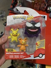 Pokemon Battle Figure  Set  Pikachu  Gastly Teddiursa New In Box (W)