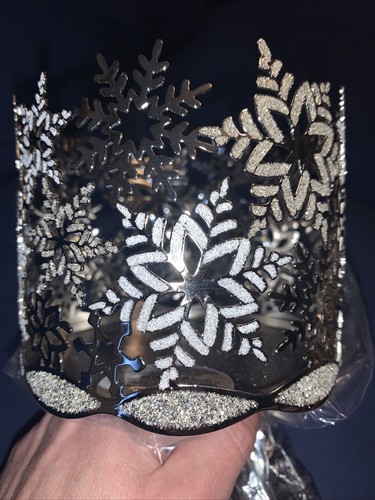 Bath & Body Works Candle Holder Holiday Silver White Snowflakes Pedestal 3 Wick - Picture 5 of 6