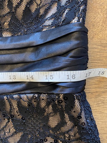 Sleeveless Cocktail Dress Women’s Size 14 Black Lace Tan Slip - Picture 10 of 10