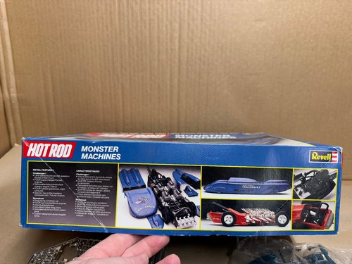Revell Hot Rod Monster Machines Challenger 1 Mickey Thompson Showboat Dragster - Foto 4 di 13