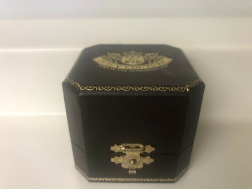 Juicy Couture Queen Bee Charm - Picture 5 of 5