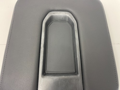 2019- 2023 Silverado Sierra Jump Seat Center Console Lid Cover Black Leather OEM - Picture 4 of 16