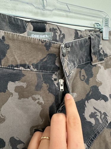 Diesel Vintage Camo Capri Pants Low Rise Green Y2k Cotton Pockets Zip Women's 26 - Picture 5 of 10