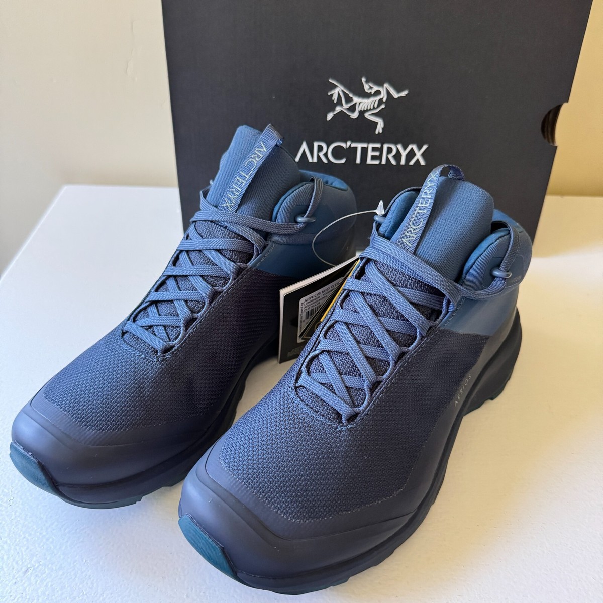 Arc'teryx Aerios FL 2 Mid GTX Womens Size 6.5 Hiking Shoes