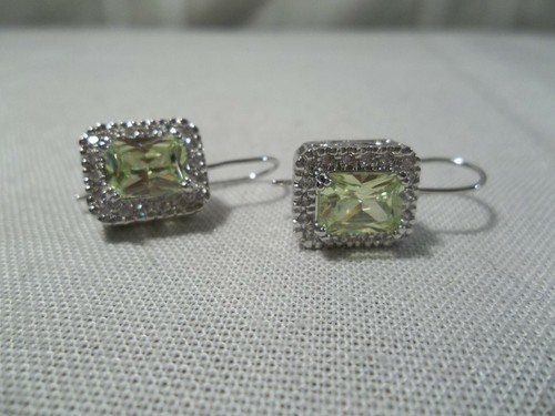 ~Stunning Sterling Silver wire Earrings with Lime Green Cubic Zirconia~ - Picture 3 of 8