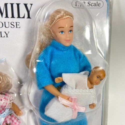 1:12 Town Square Miniatures My Family Dollhouse 4 Person Family - SEALED - Picture 2 of 7