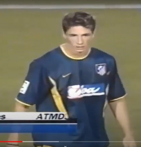 ATLETICO MADRID jersey 2002/03 #9 F. TORRES away - Picture 3 of 4