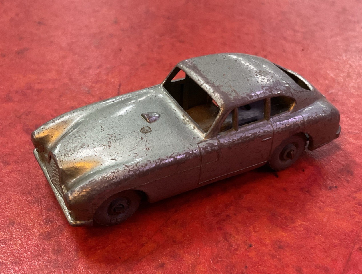 MATCHBOX　マッチボックス　アストンマーチン DB2 MATCHBOX マッチボックス アストンマーチン DB2 MATCHBOX マッチ