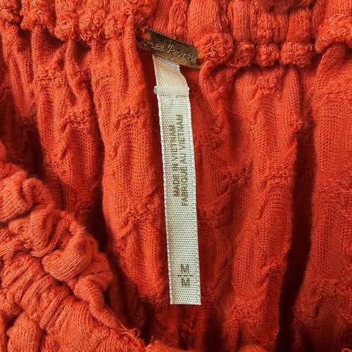 Free People Ladybug knuspriges rotes Langarm-Crop-Top mit Knopfleiste, Gr. M - Bild 7 von 8